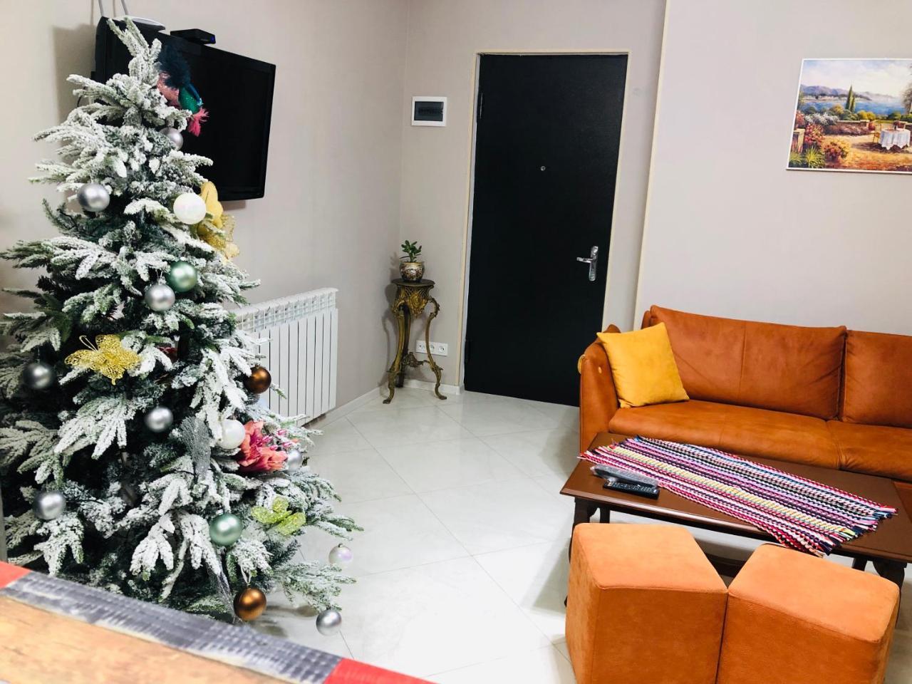 Chika Apartment Kutaisi Bagian luar foto